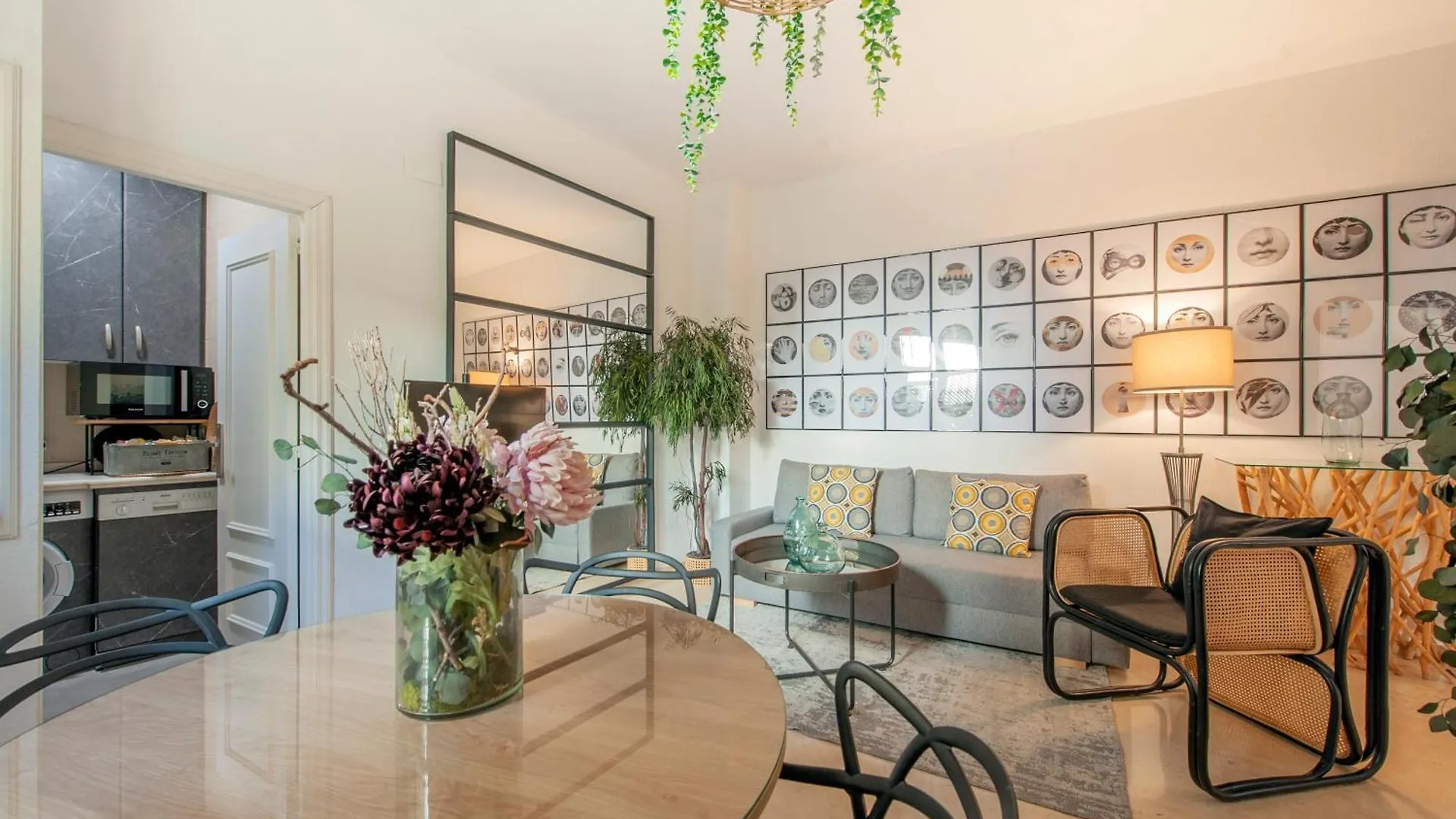 Ibarra Life M&P Apartment Sevilla 0*,
